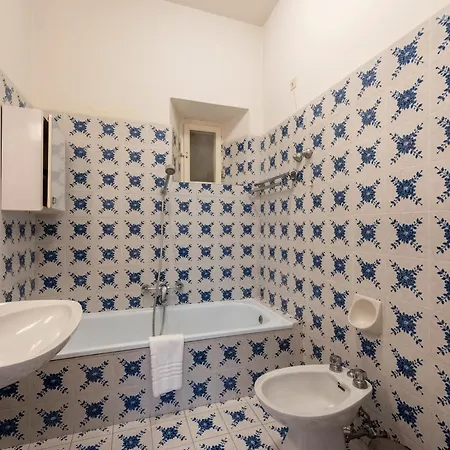 Bianca In - Happy ראפאלו